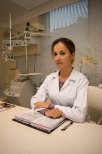 Dra. Ana Paola Baptistella - Oftalmologia em Curitiba