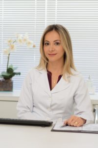 Dra. Ana Paola Baptistella - Oftalmologia em Curitiba